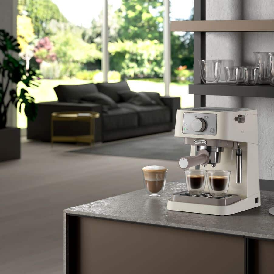De'Longhi EC260.CR Stilosa Traditional Barista Pump Manual Espresso Coffee Machine Cream