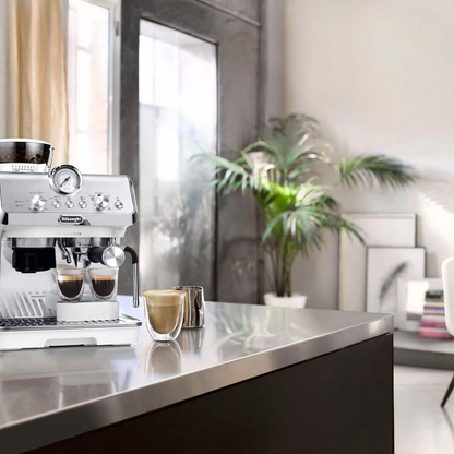 De'Longhi EC9155.WH La Specialista Arte Compact Manual Bean to Cup Manual Coffee Machine White