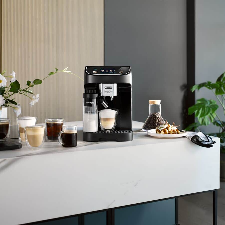 De'Longhi ECAM320.60.B Magnifica Plus Bean to Cup Automatic Coffee Machine Black