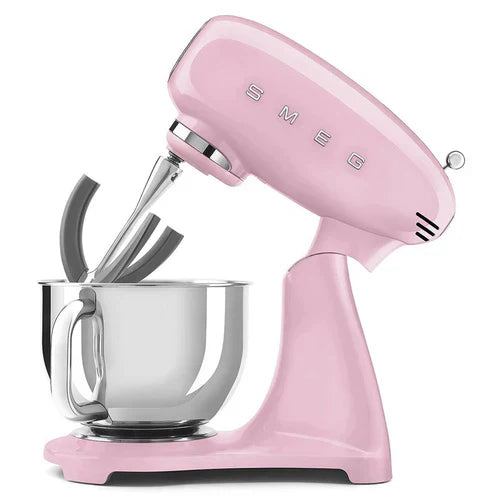 Smeg SMF03PKUK 50s Style Stand Mixer Pink